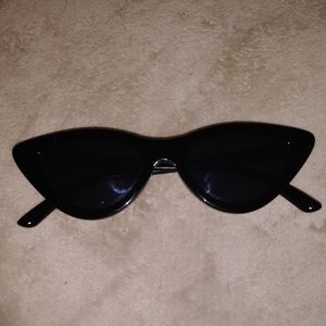 black cat eye glasses